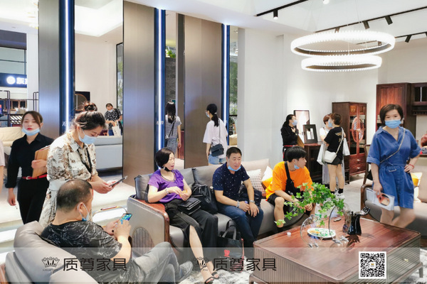 做年轻消费群体喜欢的高端实木家具品牌