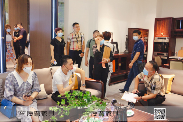 质尊家具无界系列产品亮相深圳家具展